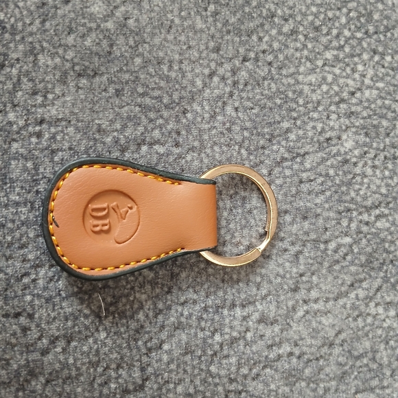 Dooney and Bourke Nylon Tote Brand New - Picture 7 of 9